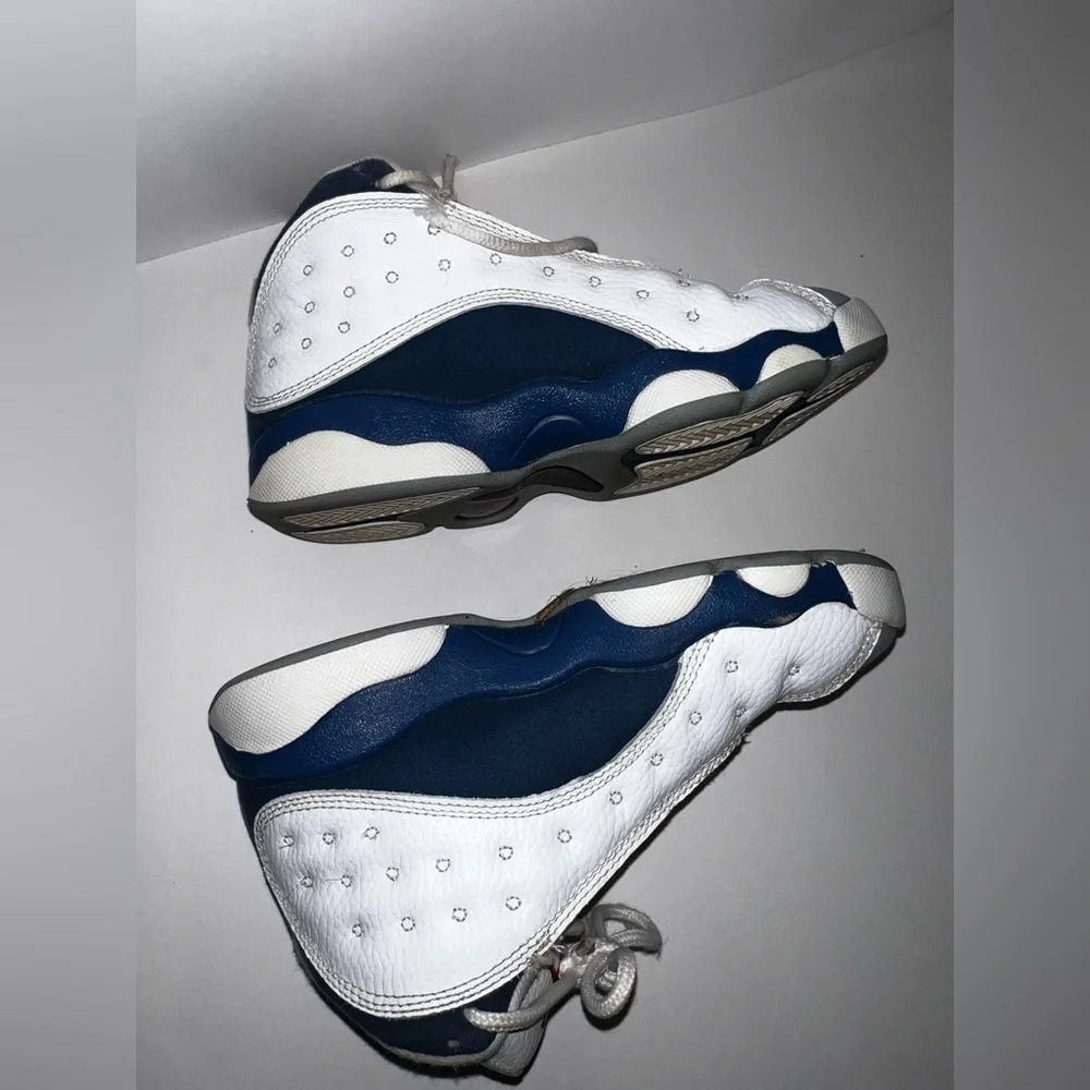 Nike Air Jordan 13 Retro Youth Size 1 French Blue Sneakers 1Y White DJ3005-164